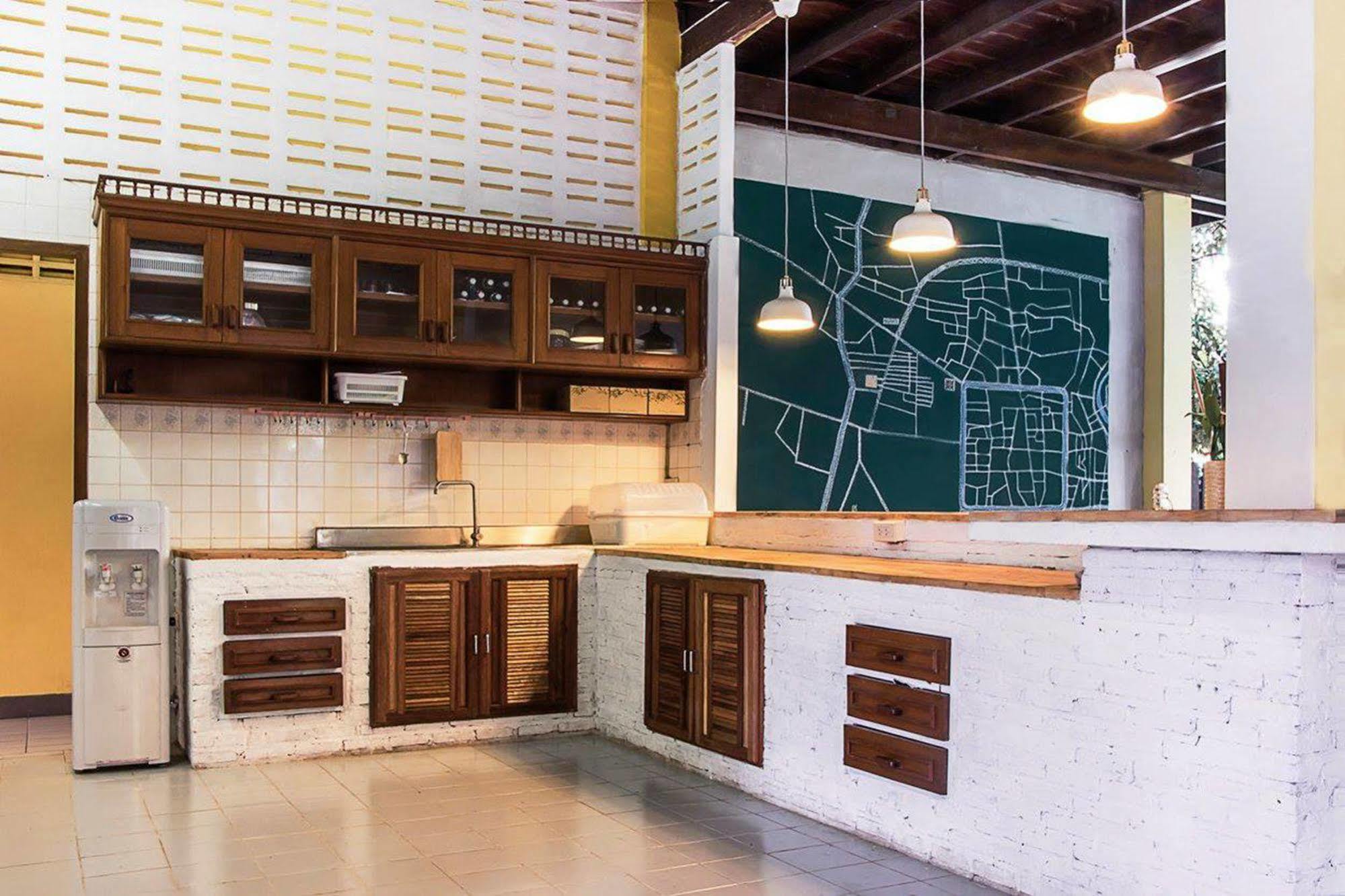 Planter'S Hostel เชียงใหม่ ภายนอก รูปภาพ