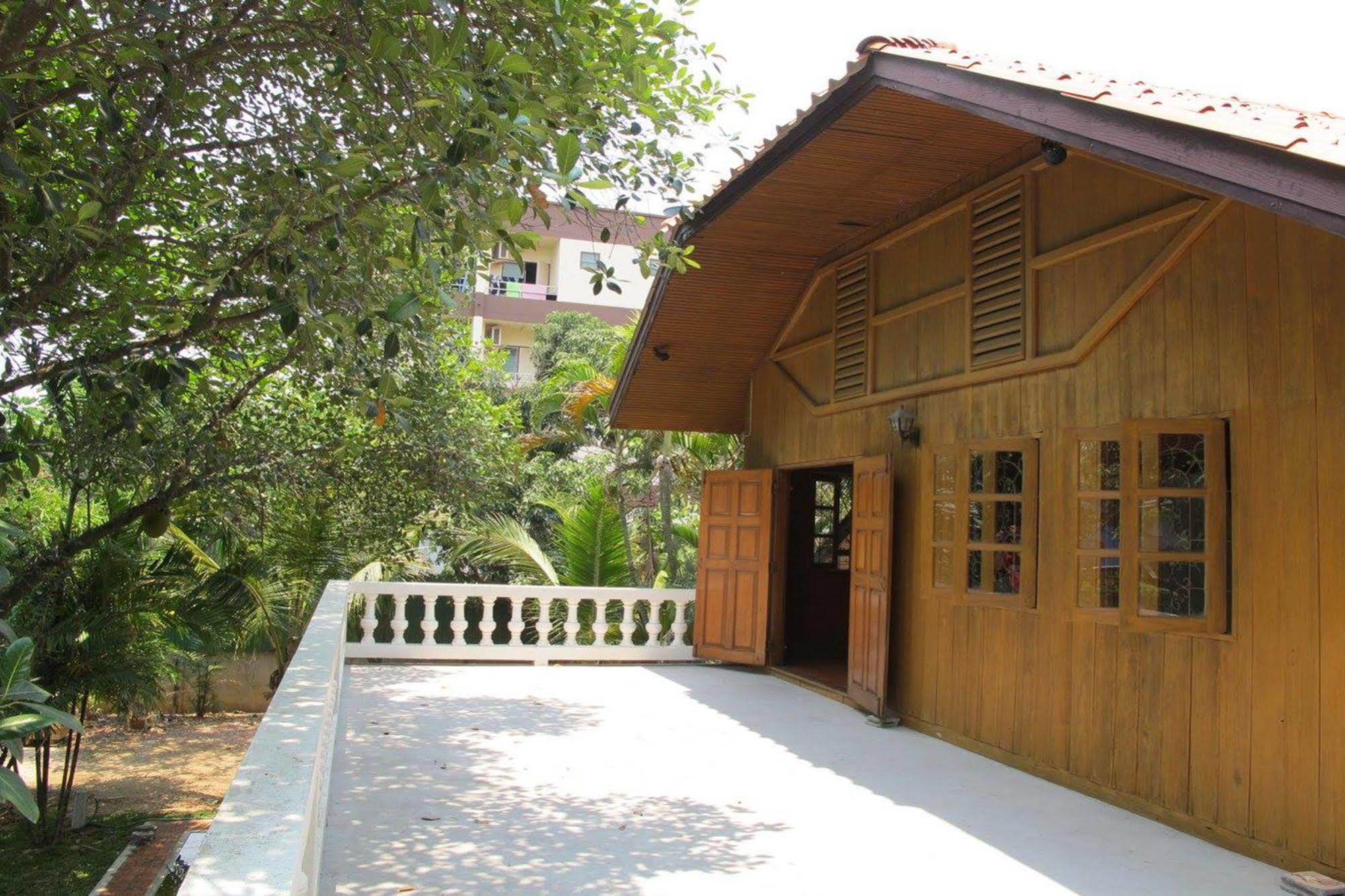 Planter'S Hostel เชียงใหม่ ภายนอก รูปภาพ
